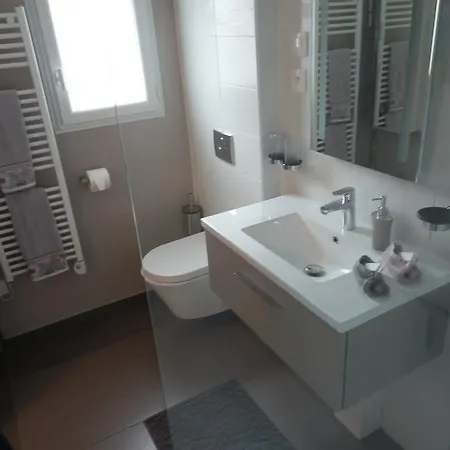 La Rivagerie Bed & Breakfast *